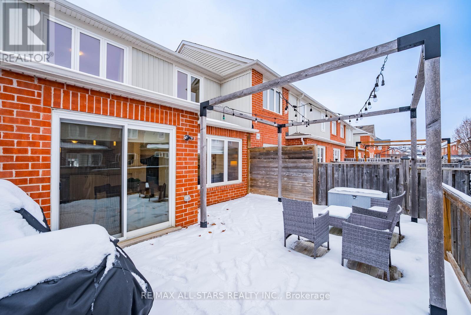 54 Gladys Clarkson Drive, Whitchurch-Stouffville, Ontario  L4A 0Z6 - Photo 36 - N12602220