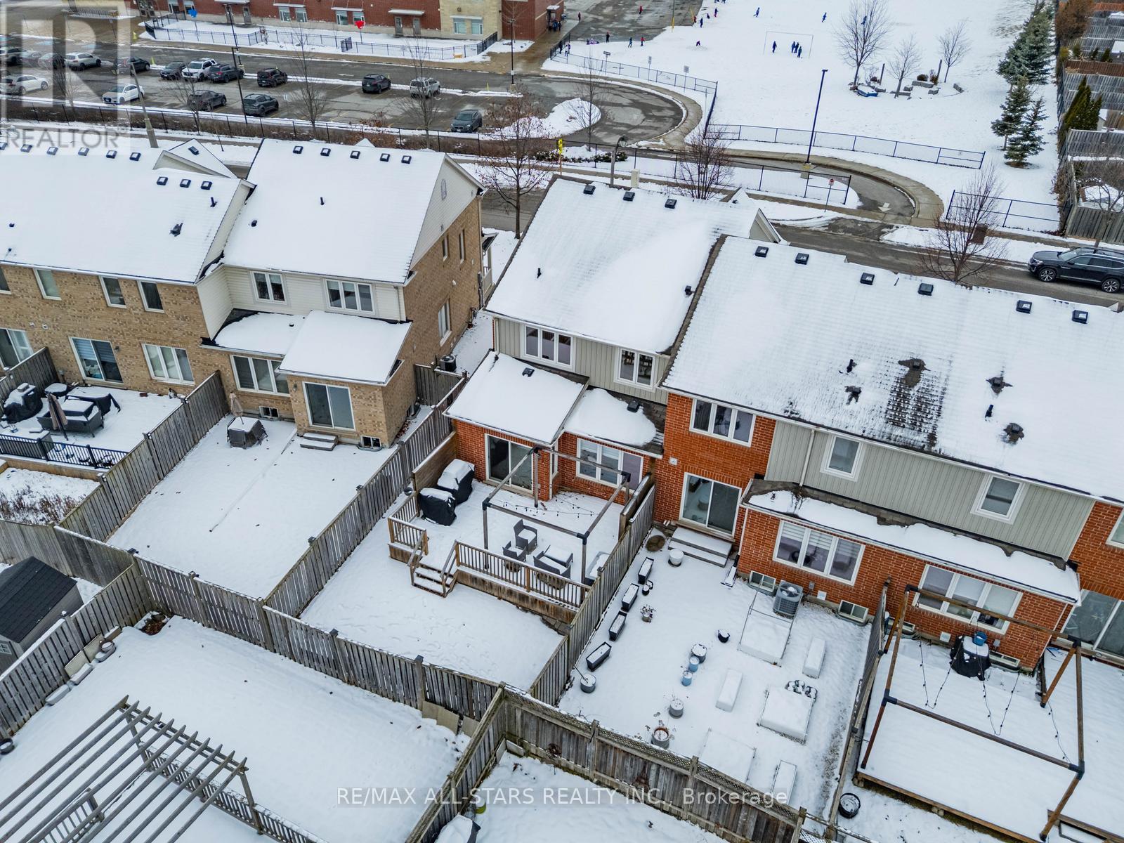 54 Gladys Clarkson Drive, Whitchurch-Stouffville, Ontario  L4A 0Z6 - Photo 48 - N12602220