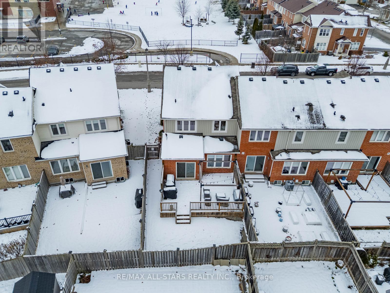 54 Gladys Clarkson Drive, Whitchurch-Stouffville, Ontario  L4A 0Z6 - Photo 49 - N12602220