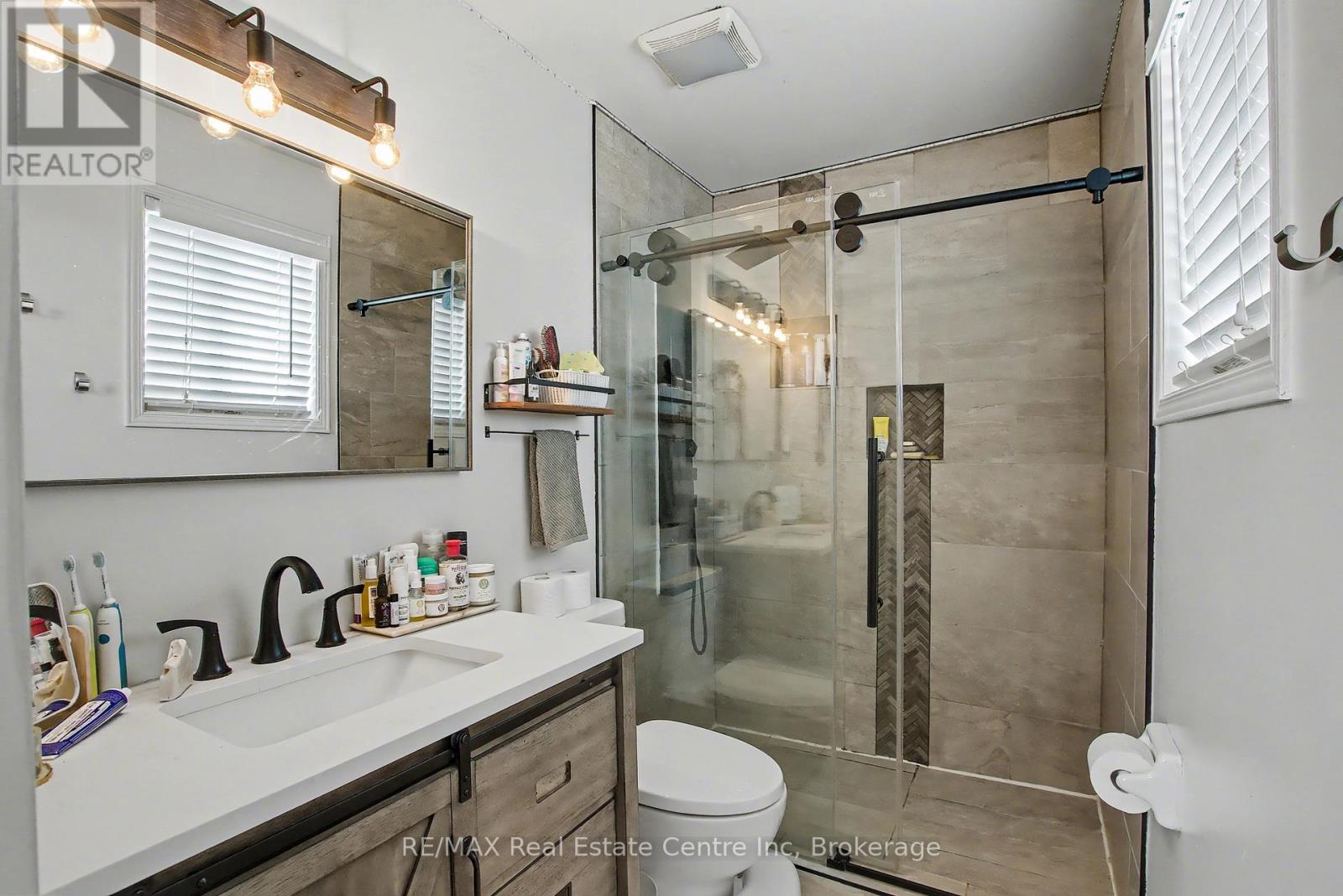 373 Starwood Drive, Guelph, Ontario  N1E 7A2 - Photo 17 - X12590552