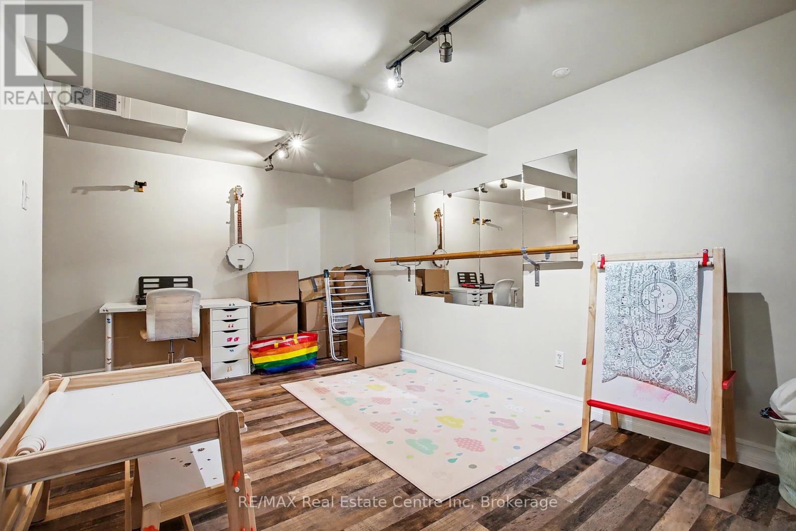 373 Starwood Drive, Guelph, Ontario  N1E 7A2 - Photo 30 - X12590552