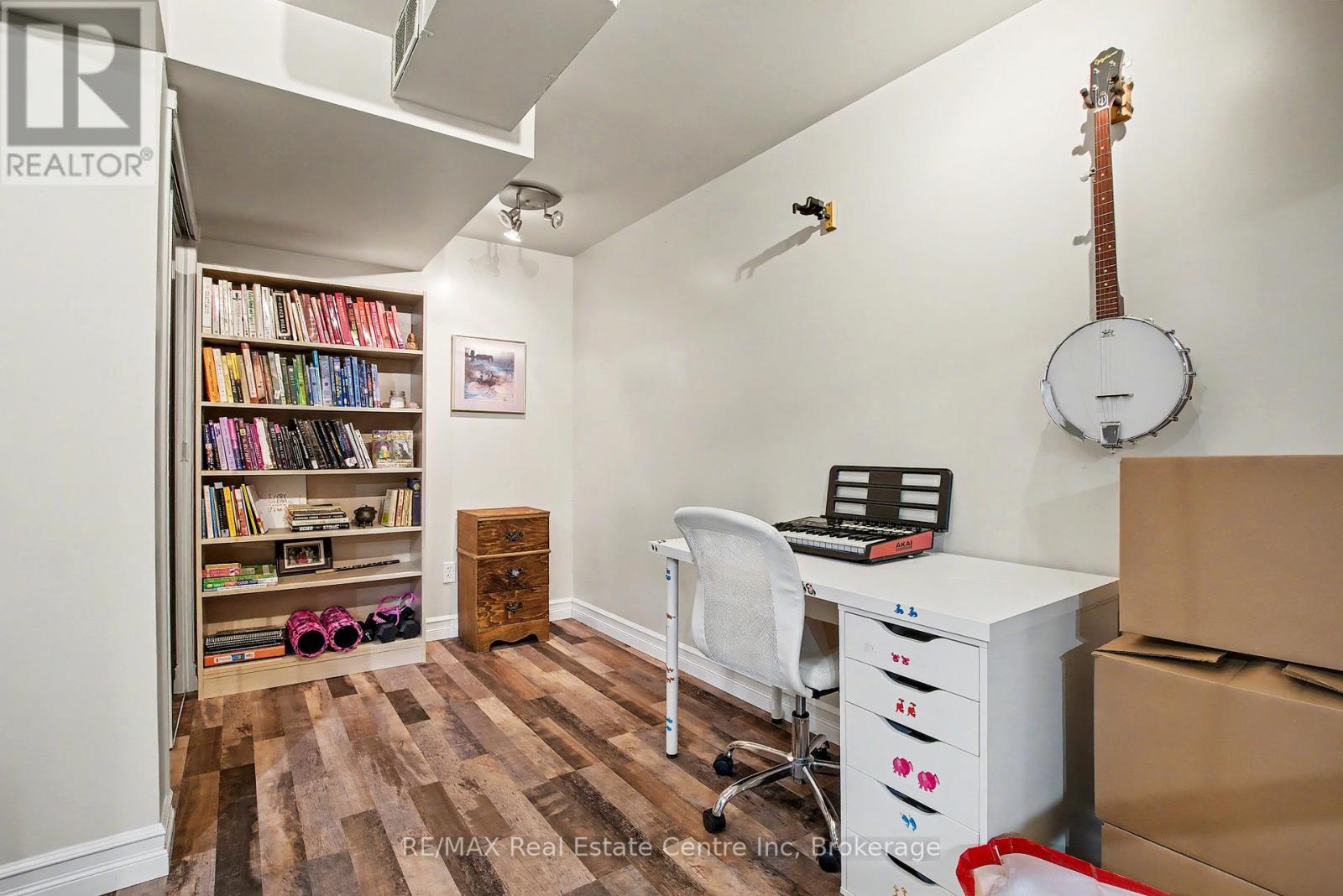 373 Starwood Drive, Guelph, Ontario  N1E 7A2 - Photo 32 - X12590552