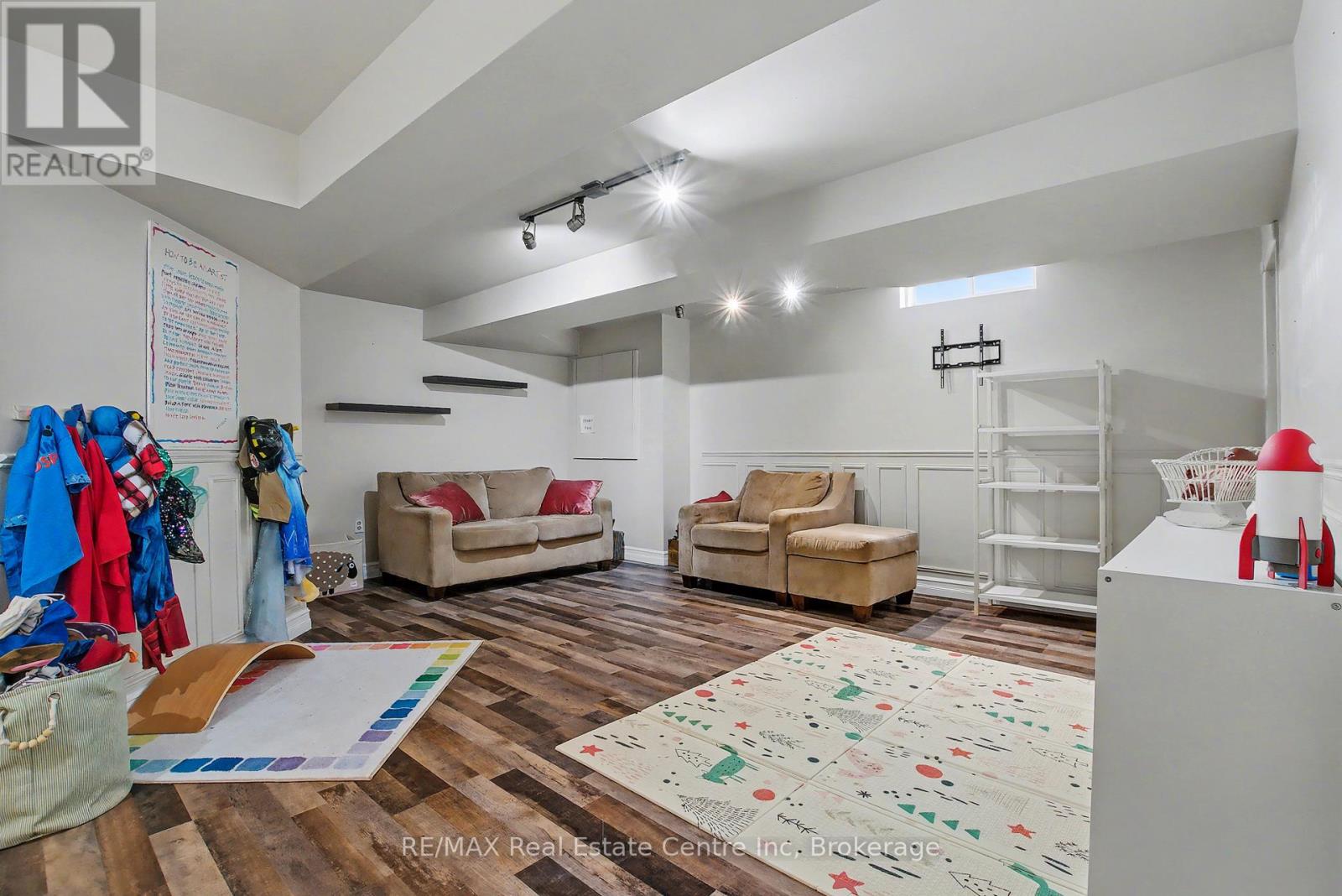 373 Starwood Drive, Guelph, Ontario  N1E 7A2 - Photo 33 - X12590552