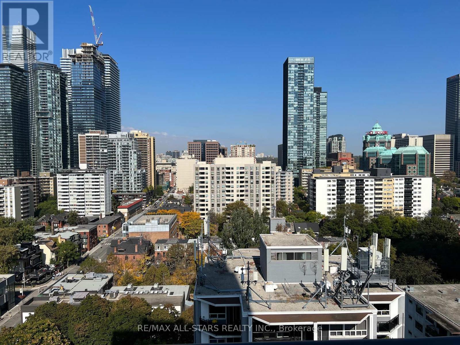 1607 - 81 Wellesley Street E, Toronto, Ontario  M4Y 0C5 - Photo 10 - C12589906