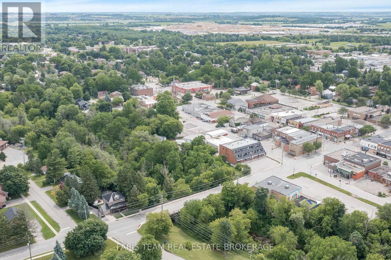 35 Church Street N, New Tecumseth, Ontario  L9R 1L5 - Photo 4 - N12316986