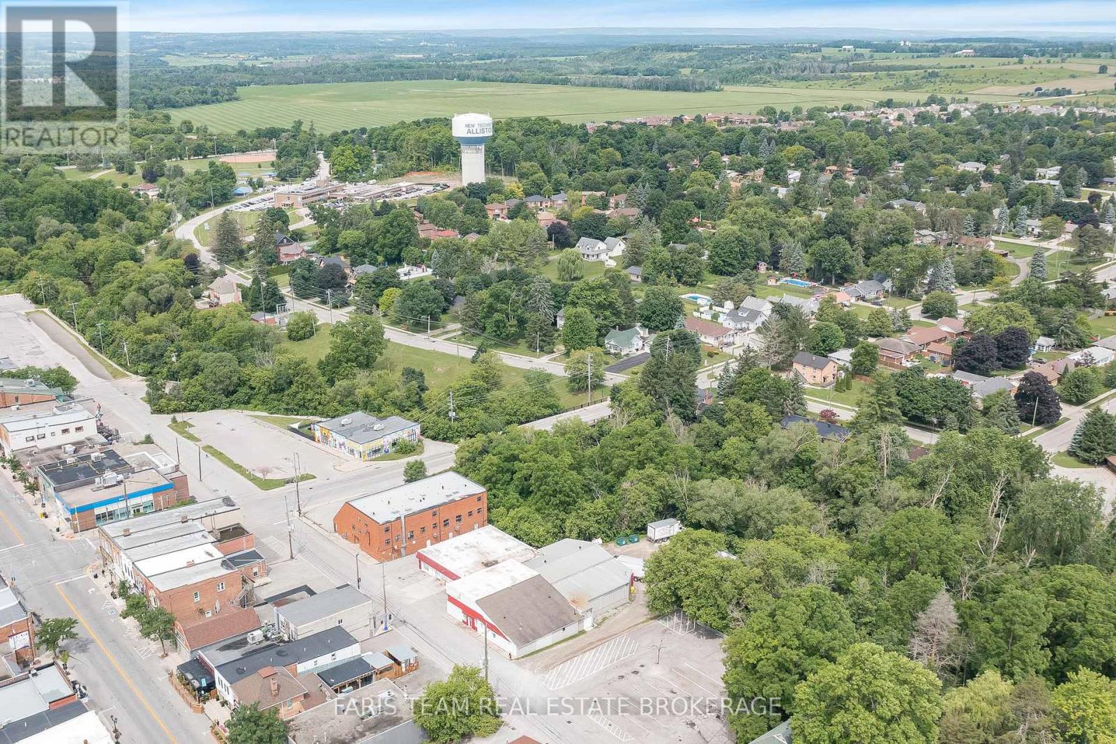 35 Church Street N, New Tecumseth, Ontario  L9R 1L5 - Photo 6 - N12316986