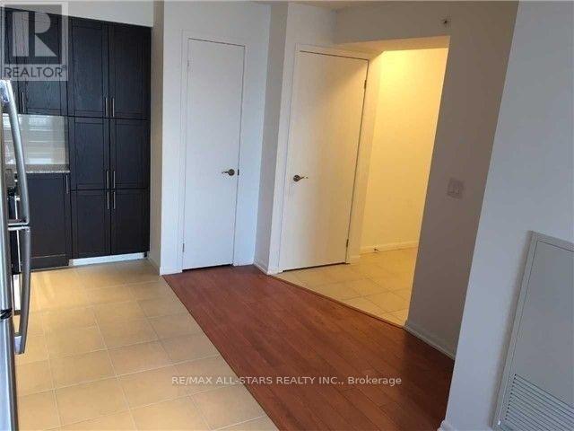 1512 - 830 Lawrence Avenue W, Toronto, Ontario  M6A 1C3 - Photo 4 - W12601810