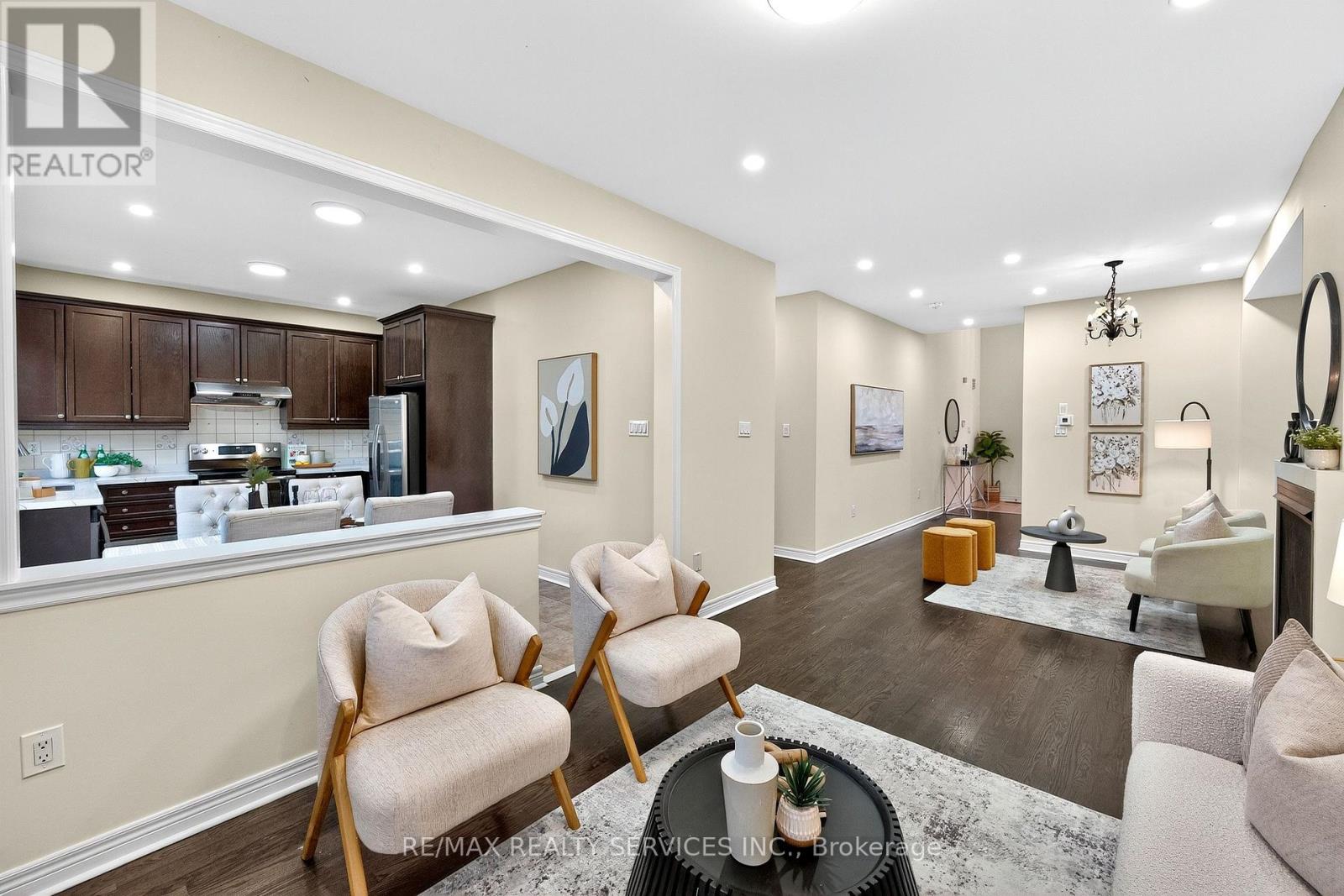 24 Addiscott Street, Brampton, Ontario  L6R 0X8 - Photo 12 - W12602102