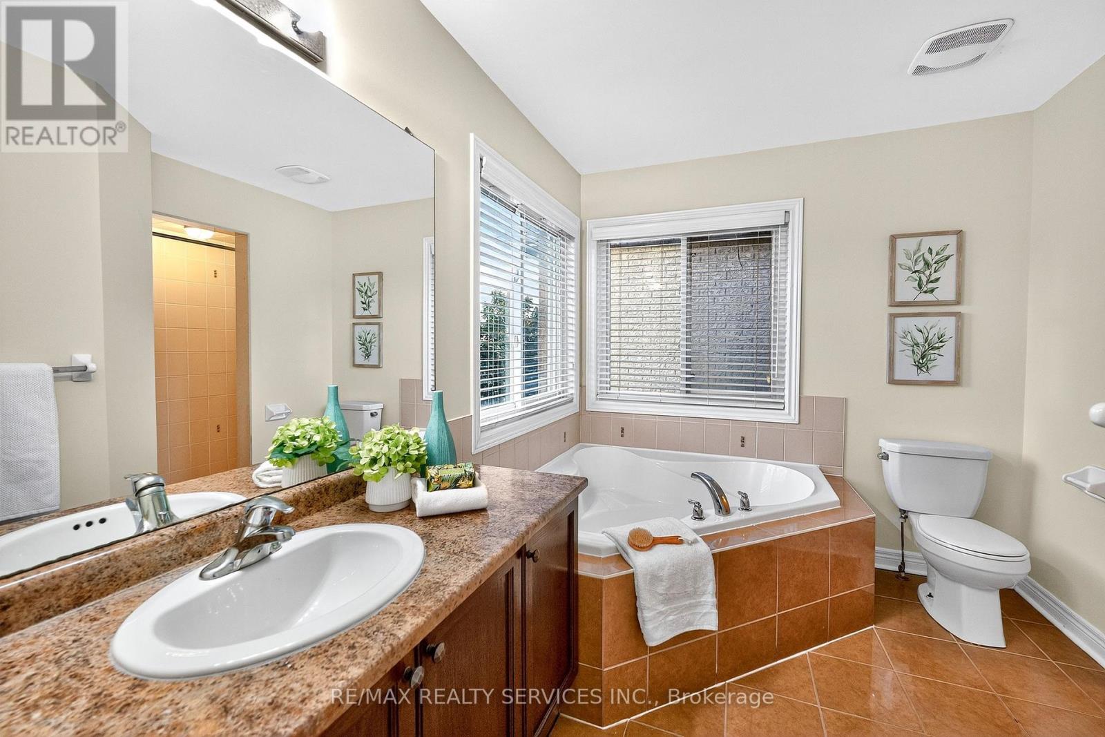 24 Addiscott Street, Brampton, Ontario  L6R 0X8 - Photo 29 - W12602102