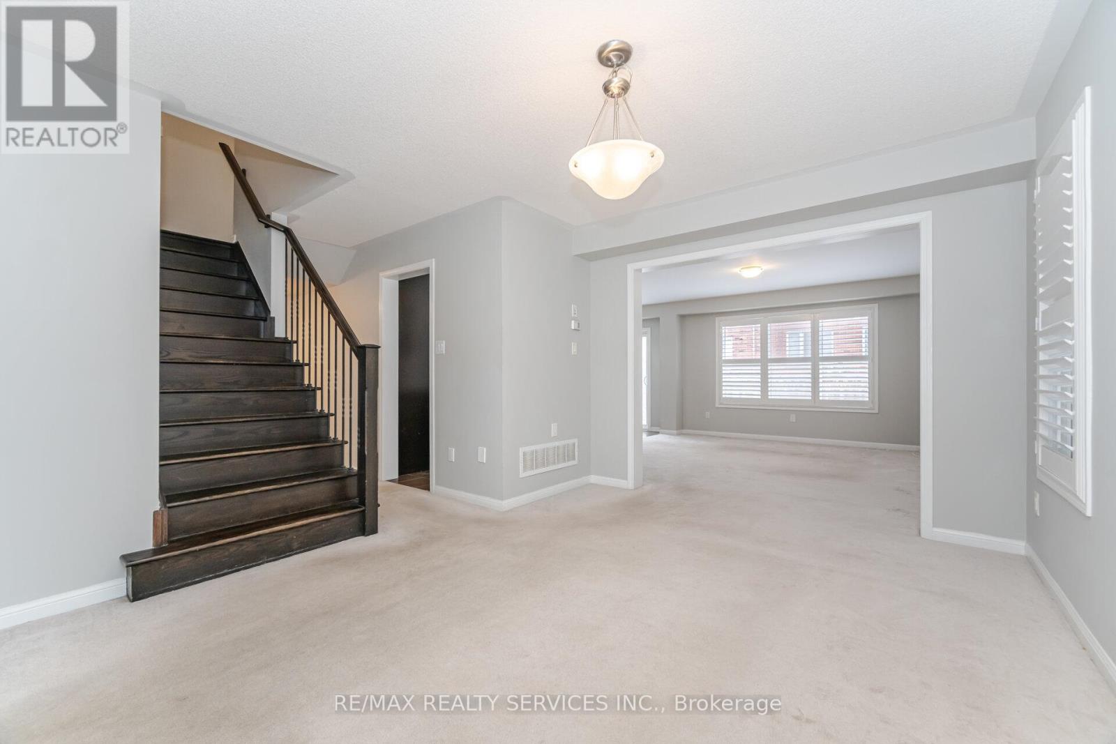 278 Gleave Terrace, Milton, Ontario  L9T 8N9 - Photo 10 - W12602178