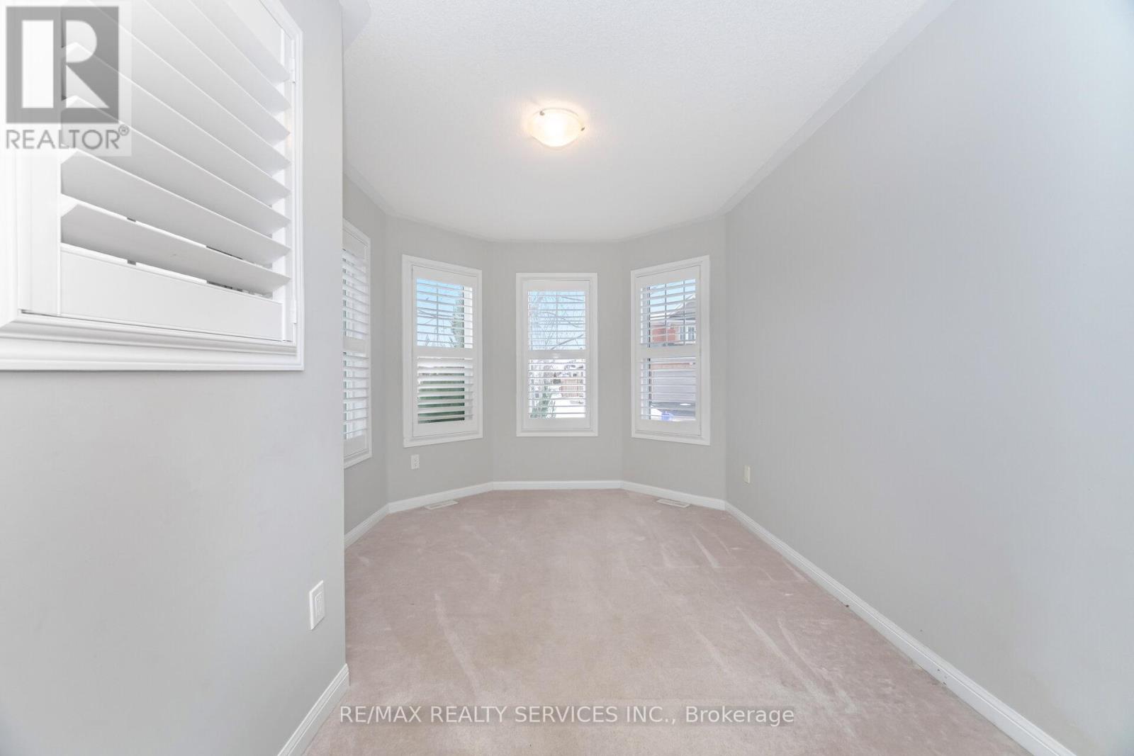 278 Gleave Terrace, Milton, Ontario  L9T 8N9 - Photo 22 - W12602178