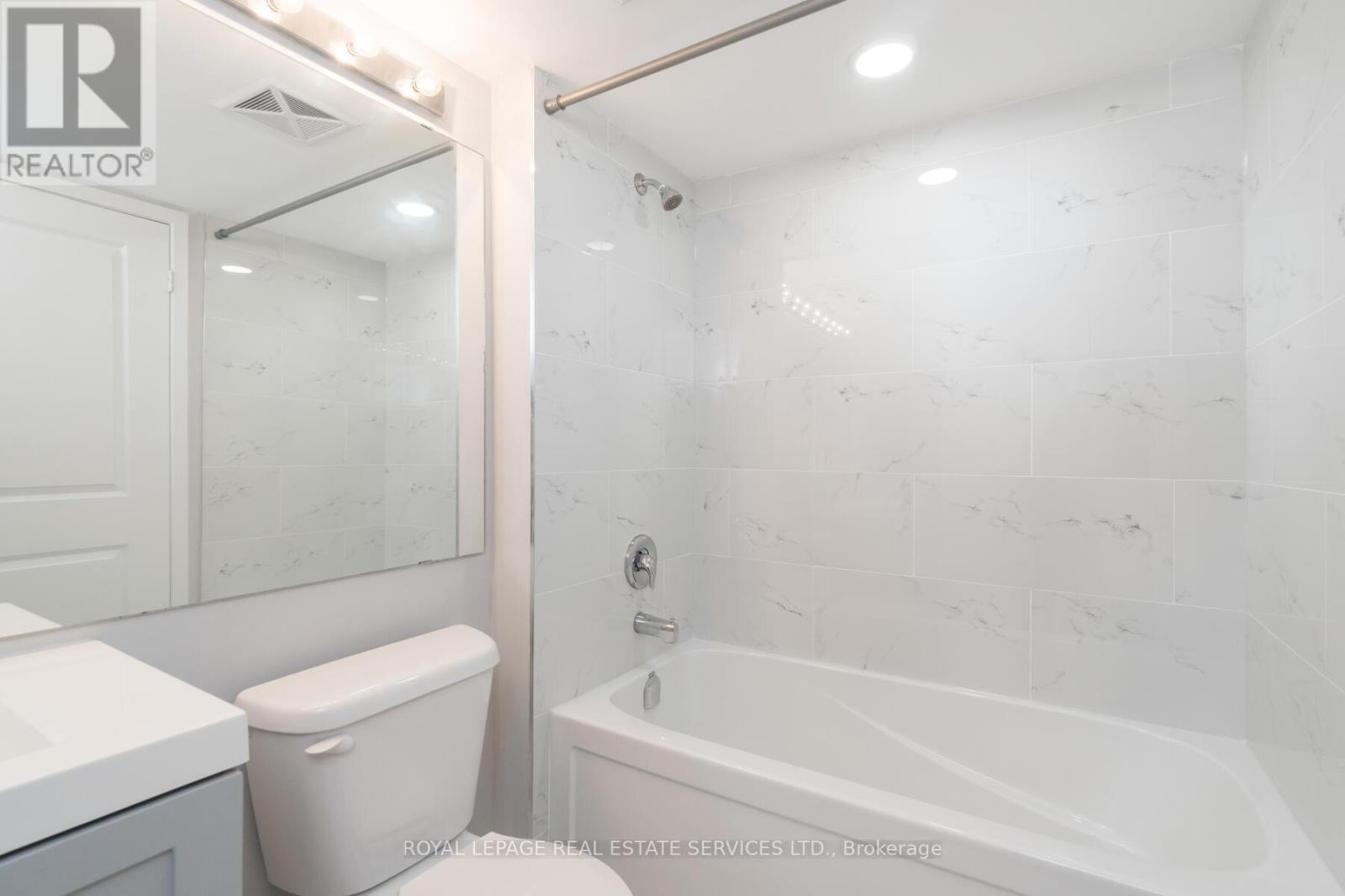 79 - 9 Windermere Avenue, Toronto, Ontario  M6S 5A4 - Photo 20 - W12602236