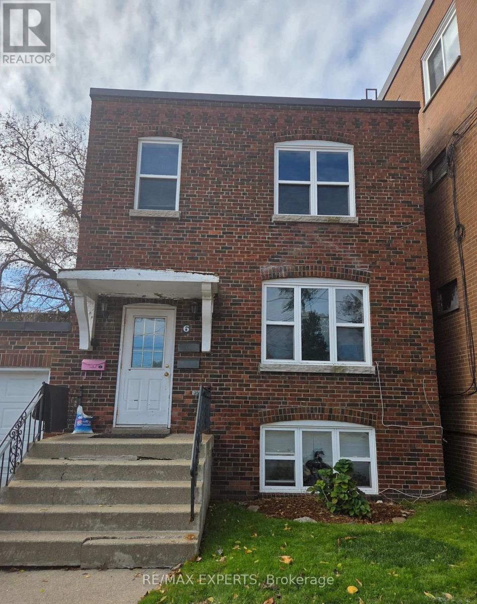 2 - 6 STAVEBANK ROAD, Mississauga, Ontario