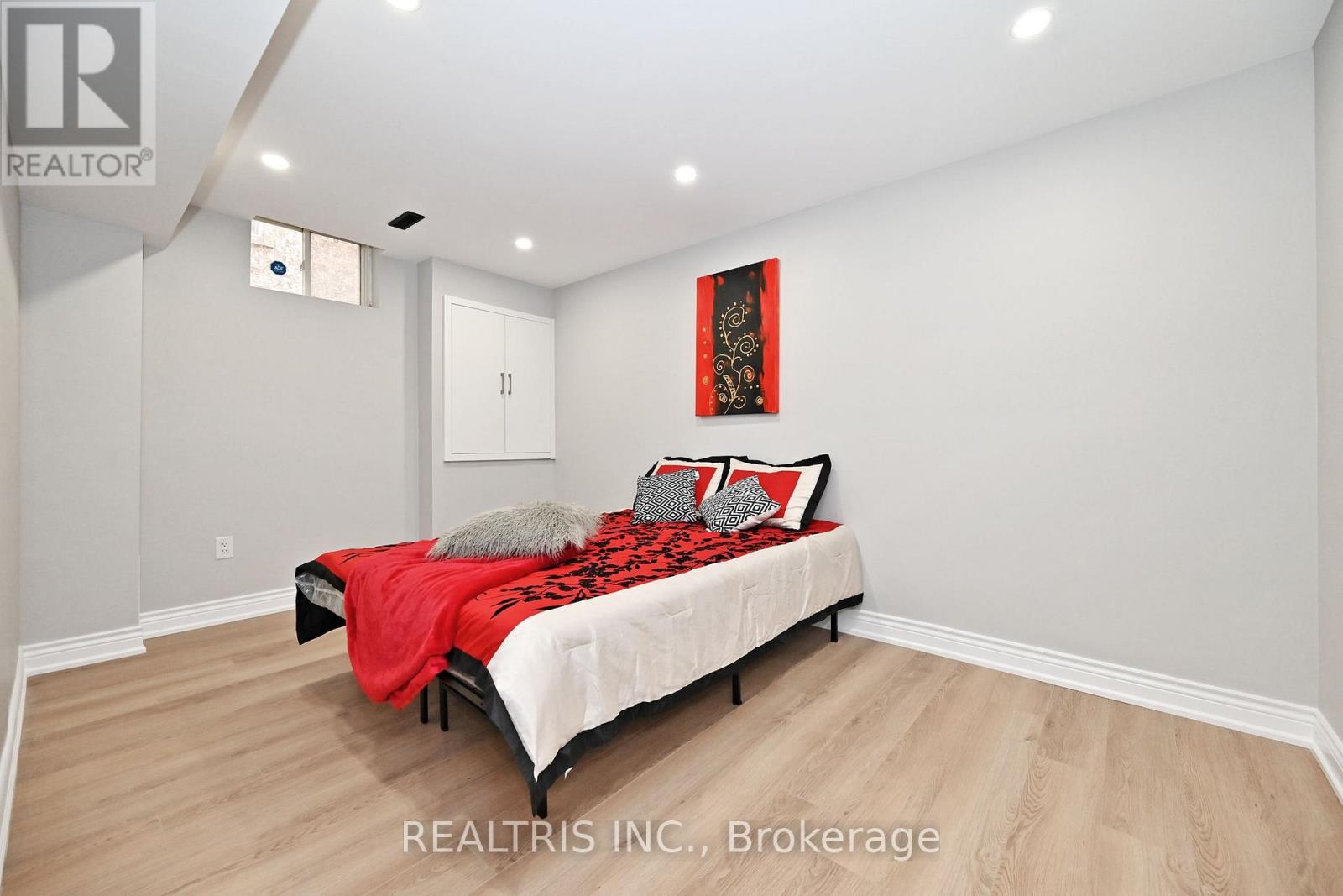 649 Marley Crescent, Milton, Ontario  L9T 5V2 - Photo 26 - W12602260