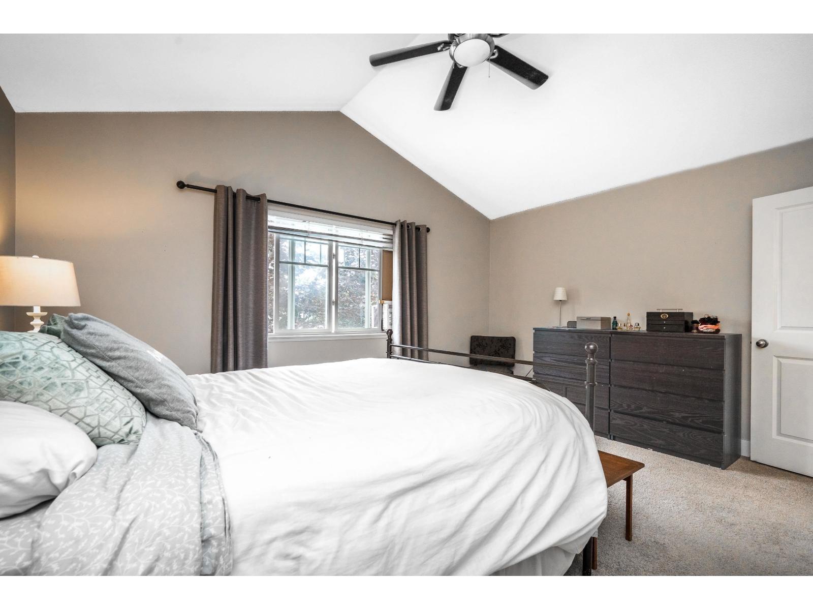 19232 68a Avenue, Surrey, British Columbia V4N 0B6 - Photo 32 - R3072233