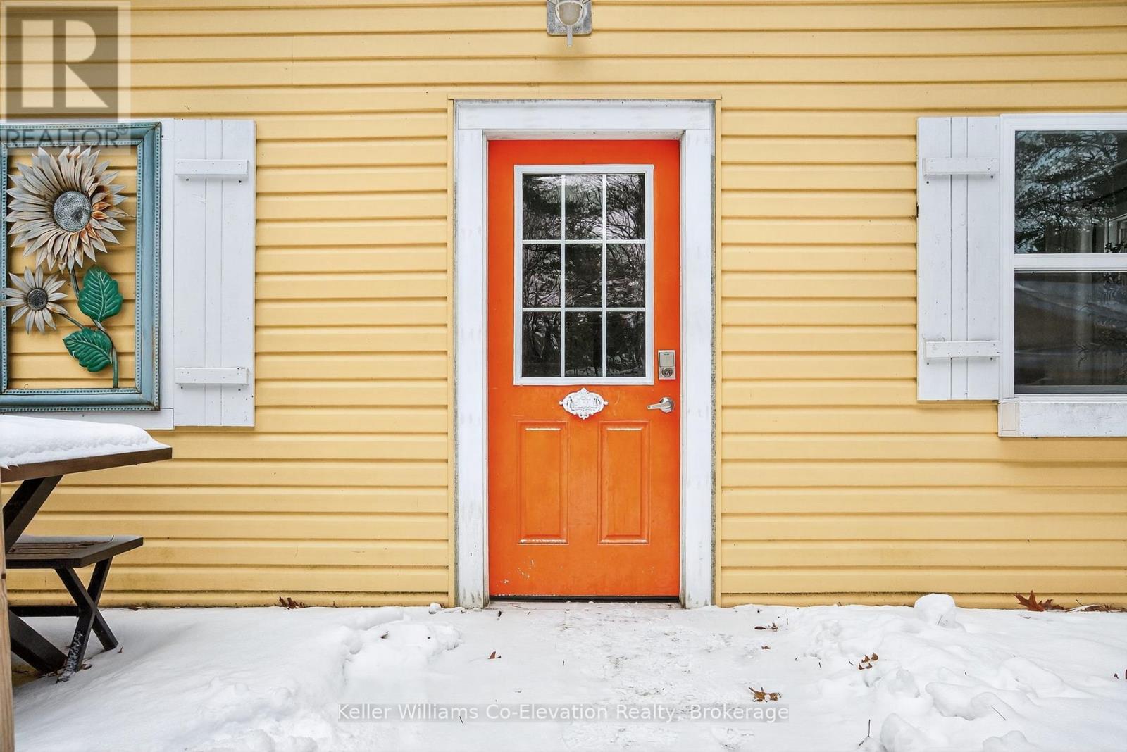 1326 Tiny Beaches Road N, Tiny, Ontario  L9M 0H3 - Photo 6 - S12602382