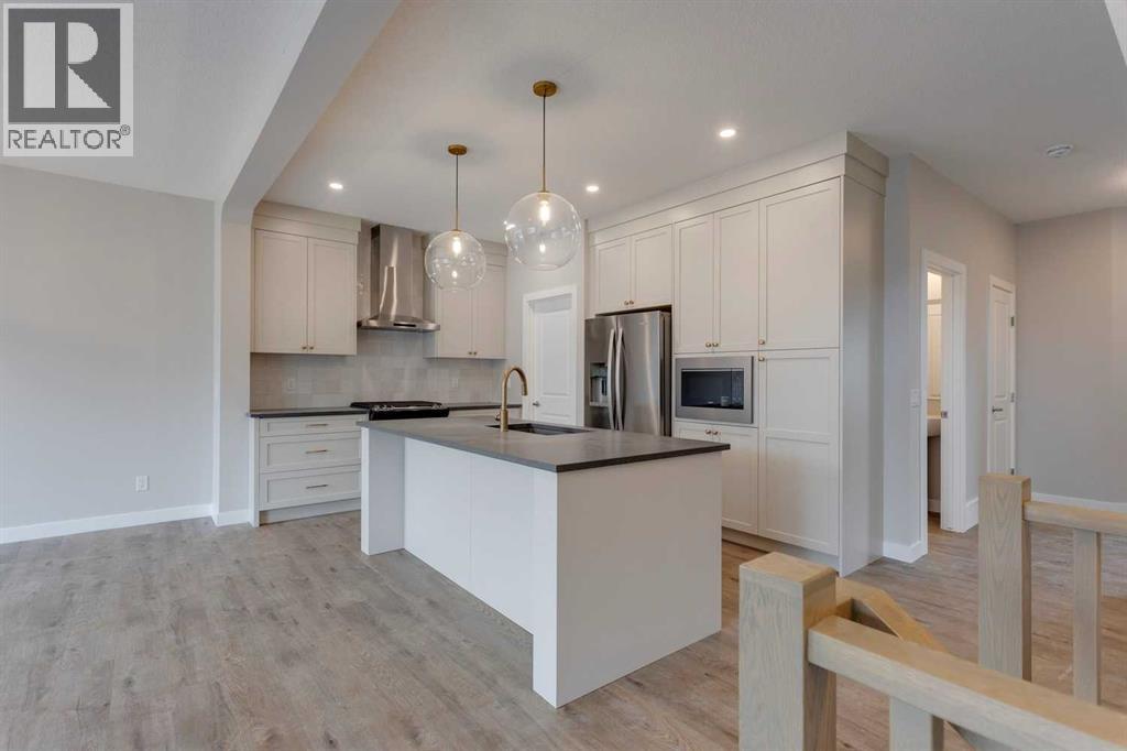 1478 Bayview Point Sw, Airdrie, Alberta  T4B 3N8 - Photo 18 - A2272597