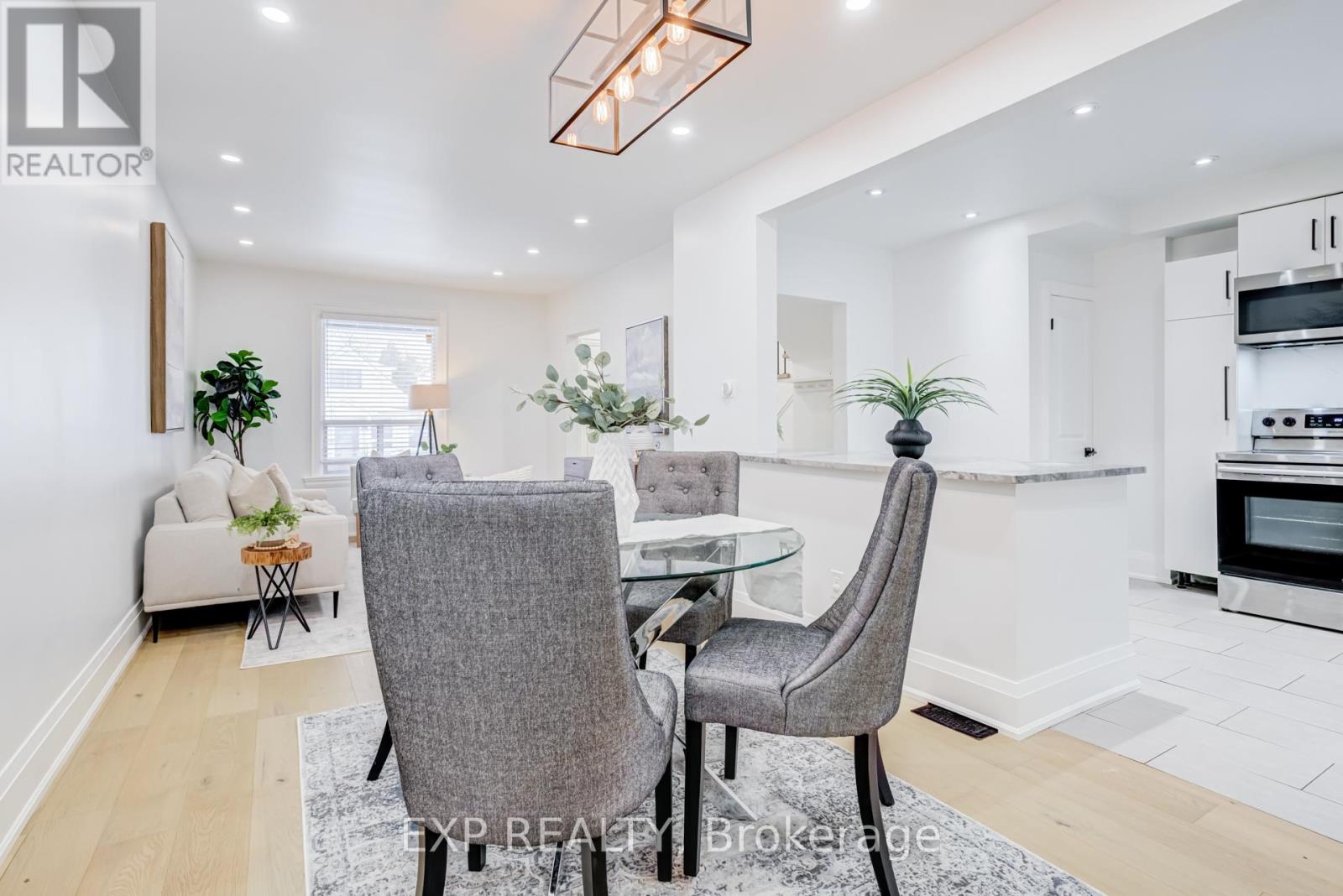 18 East 23rd Street, Hamilton, Ontario  L8V 2W6 - Photo 10 - X12602092