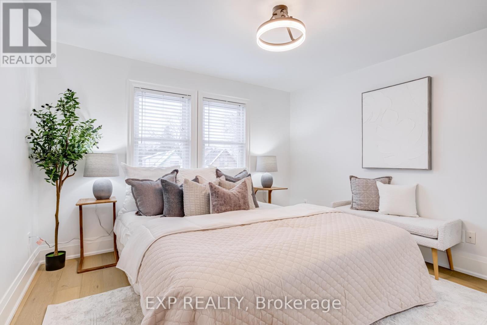 18 East 23rd Street, Hamilton, Ontario  L8V 2W6 - Photo 21 - X12602092