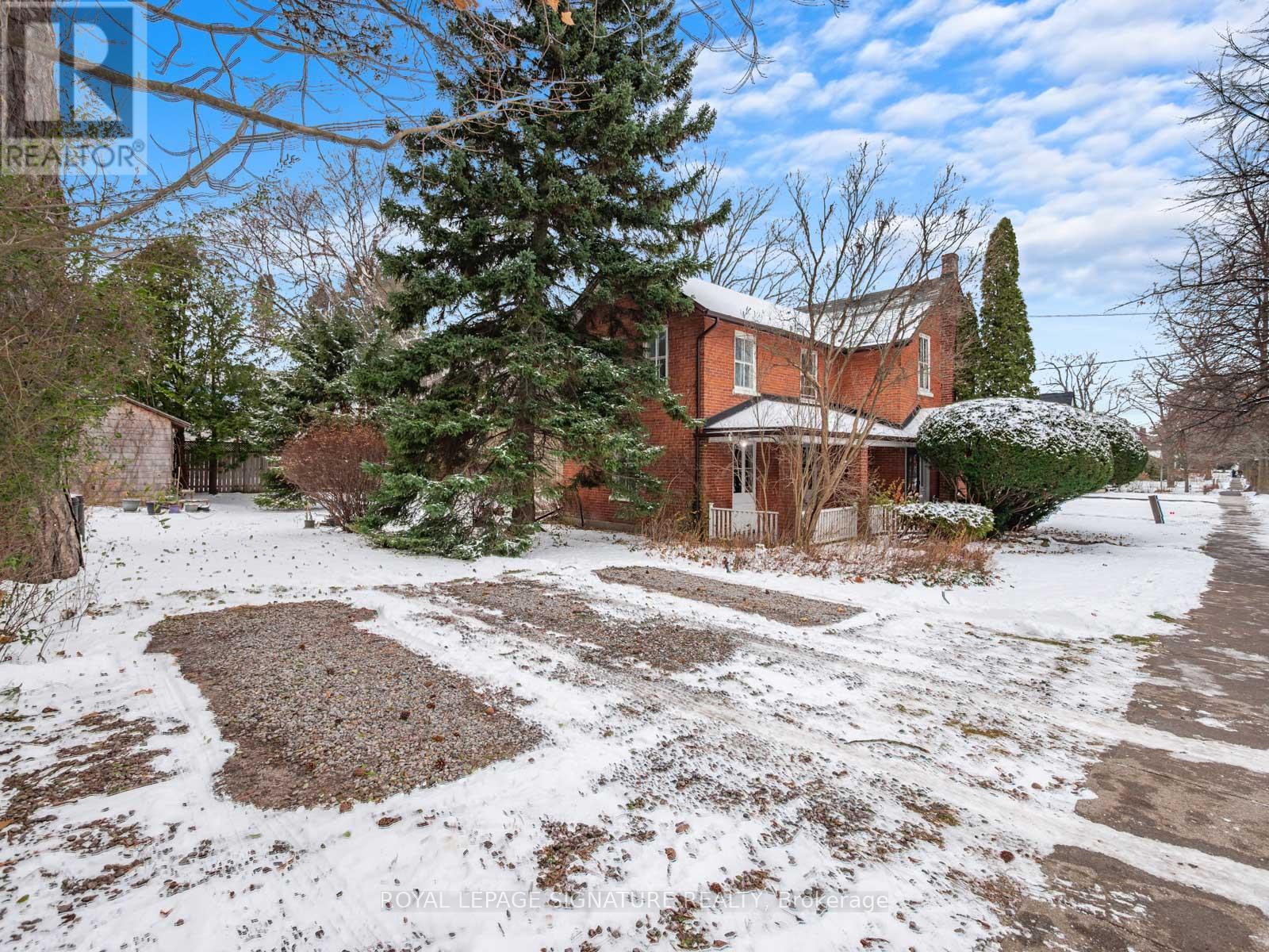 B - 265 College Street, Cobourg, Ontario  K9A 3V1 - Photo 4 - X12602130