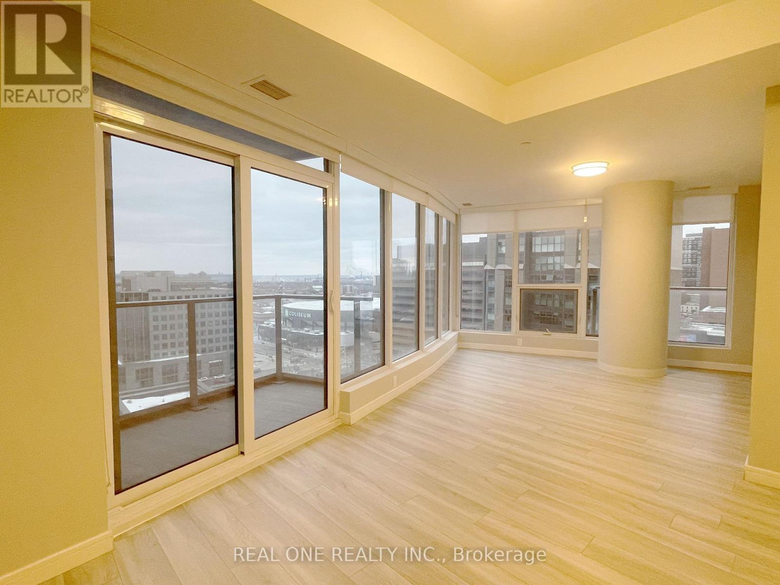 1404 - 20 George Street, Hamilton, Ontario  L8P 0C4 - Photo 11 - X12602264