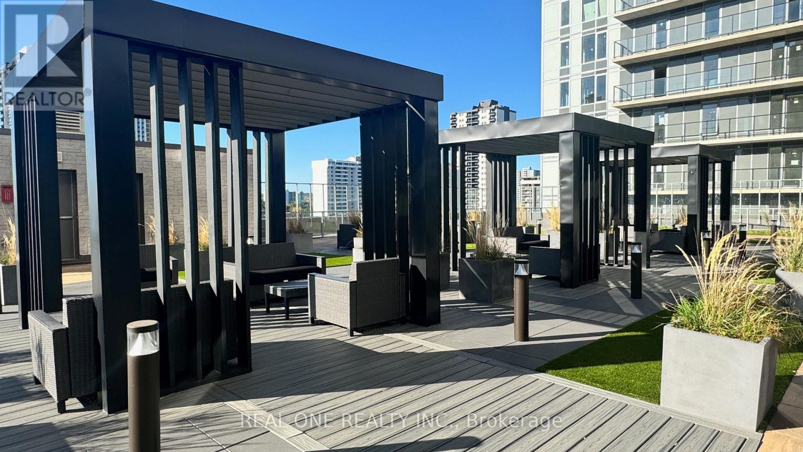 1404 - 20 George Street, Hamilton, Ontario  L8P 0C4 - Photo 33 - X12602264