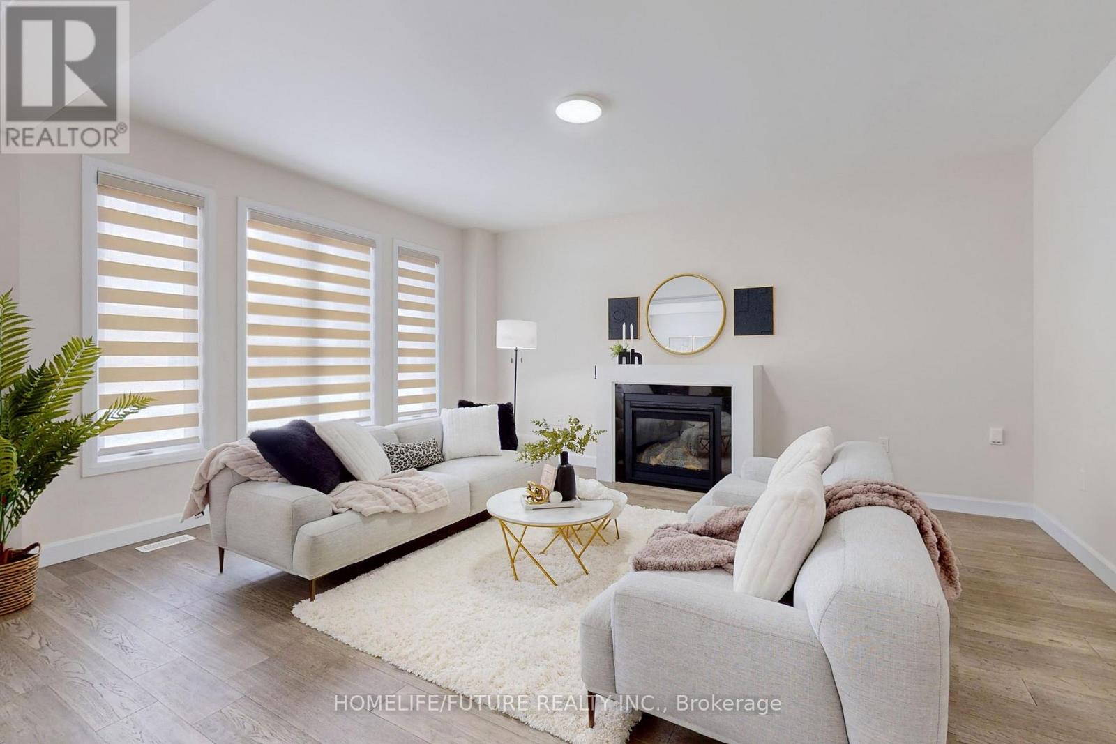 103 York Drive, Peterborough, Ontario  K9K 0H6 - Photo 2 - X12602276