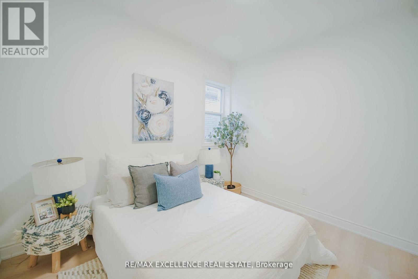 11 East 25th Street, Hamilton, Ontario  L8V 2Z9 - Photo 14 - X12602278