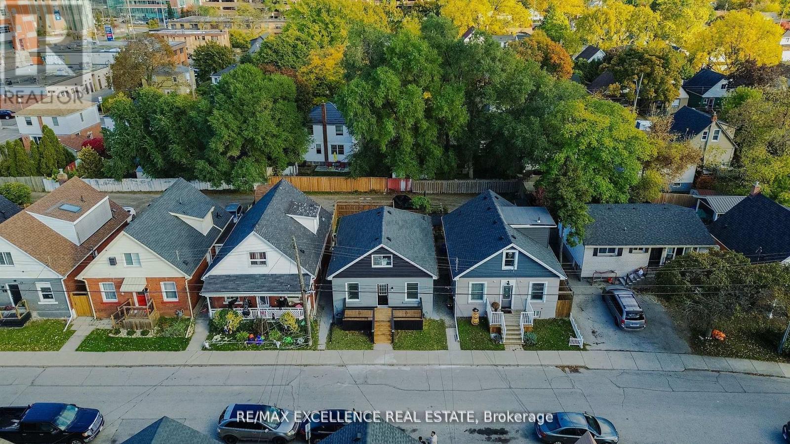 11 East 25th Street, Hamilton, Ontario  L8V 2Z9 - Photo 24 - X12602278