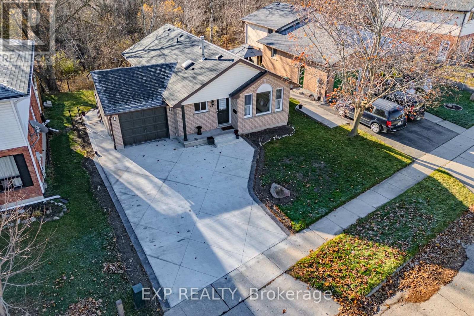 147 TAYLOR AVENUE, Cambridge, Ontario