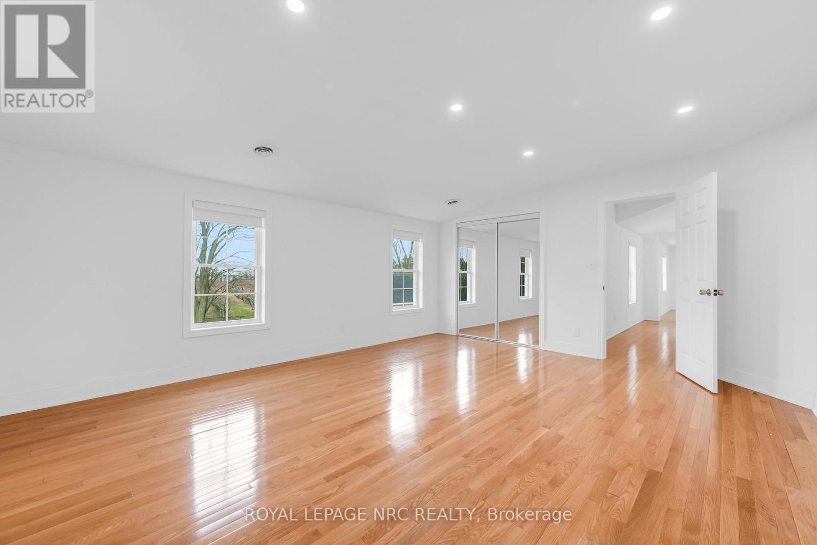 14554 Niagara River Parkway, Niagara-On-The-Lake, Ontario  L0S 1L0 - Photo 34 - X12591318