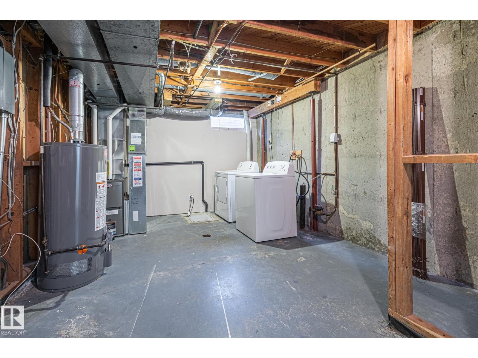 145b Royal Rd Nw, Edmonton, Alberta  T6J 2E7 - Photo 28 - E4467429