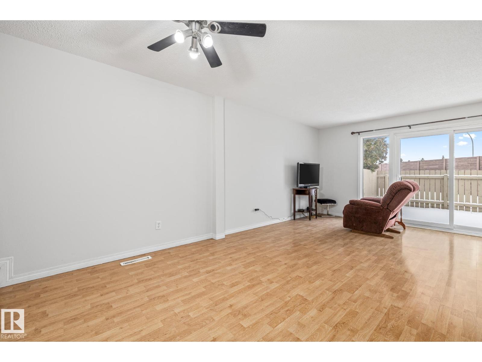 145b Royal Rd Nw, Edmonton, Alberta  T6J 2E7 - Photo 8 - E4467429