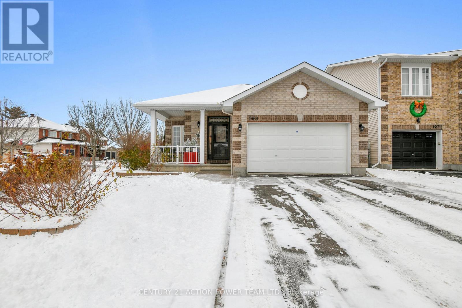 1969 Loasa Lane, Ottawa, Ontario  K4A 4T4 - Photo 1 - X12602304