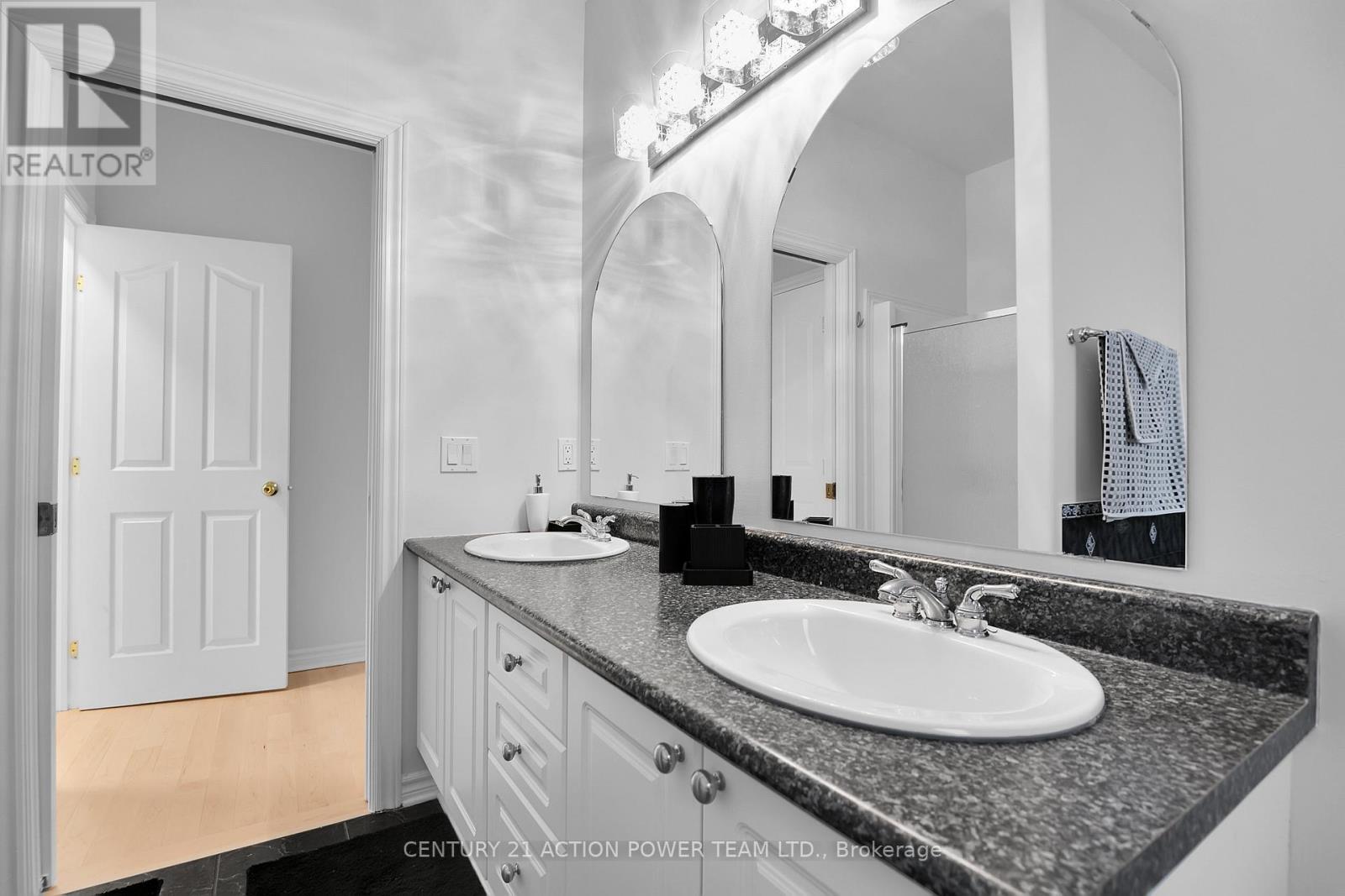 1969 Loasa Lane, Ottawa, Ontario  K4A 4T4 - Photo 26 - X12602304