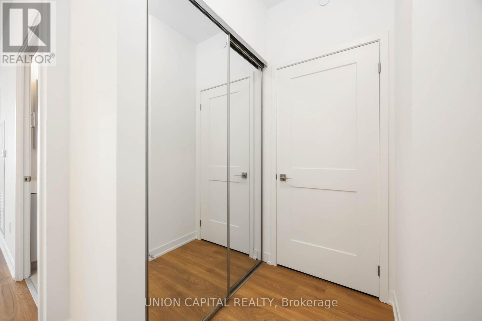 2114 - 10 Abeja Street, Vaughan, Ontario L4K 0R4 - Photo 6 - N12601488