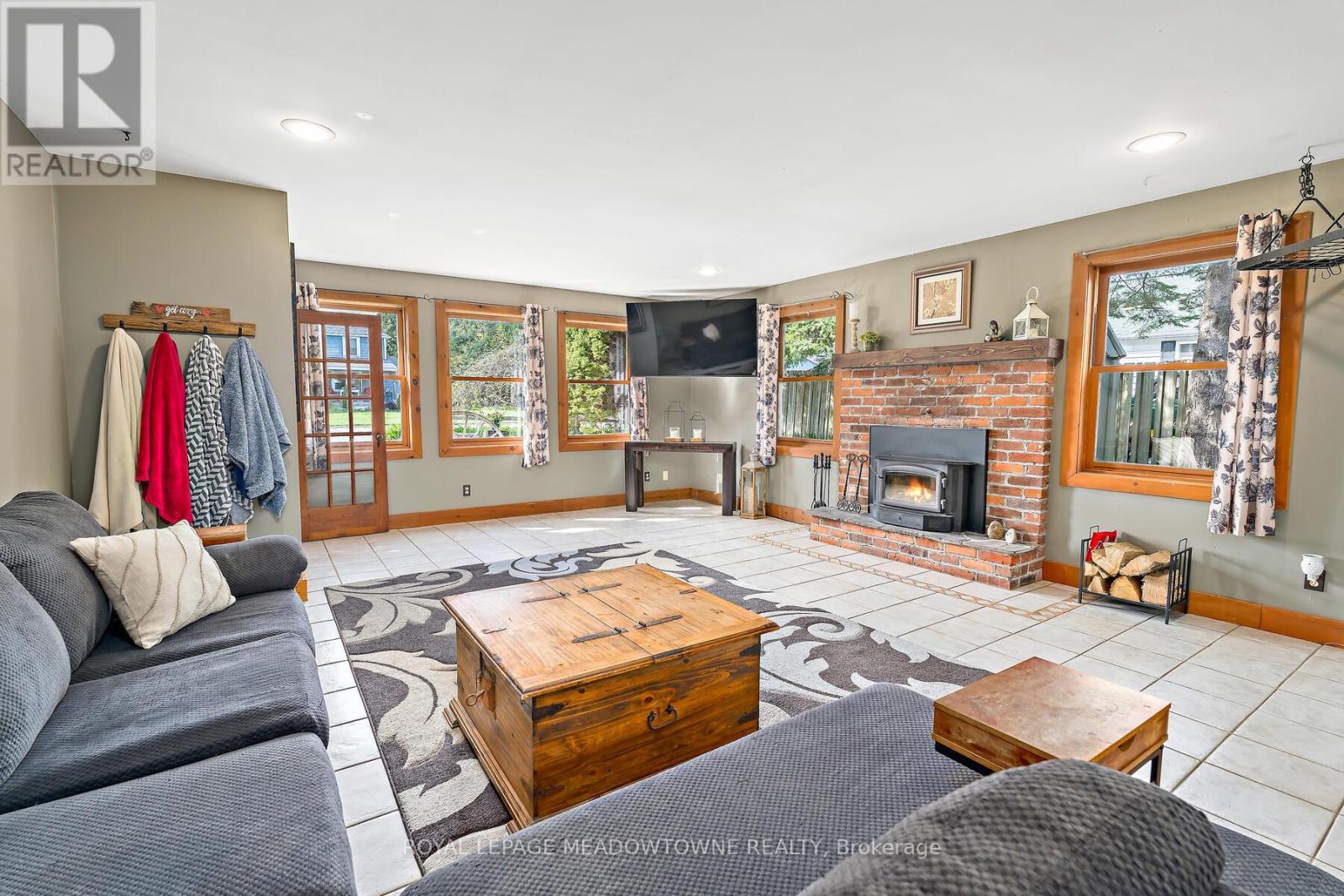 9201 24 Side Road, Erin, Ontario  N0B 1Z0 - Photo 6 - X12598556