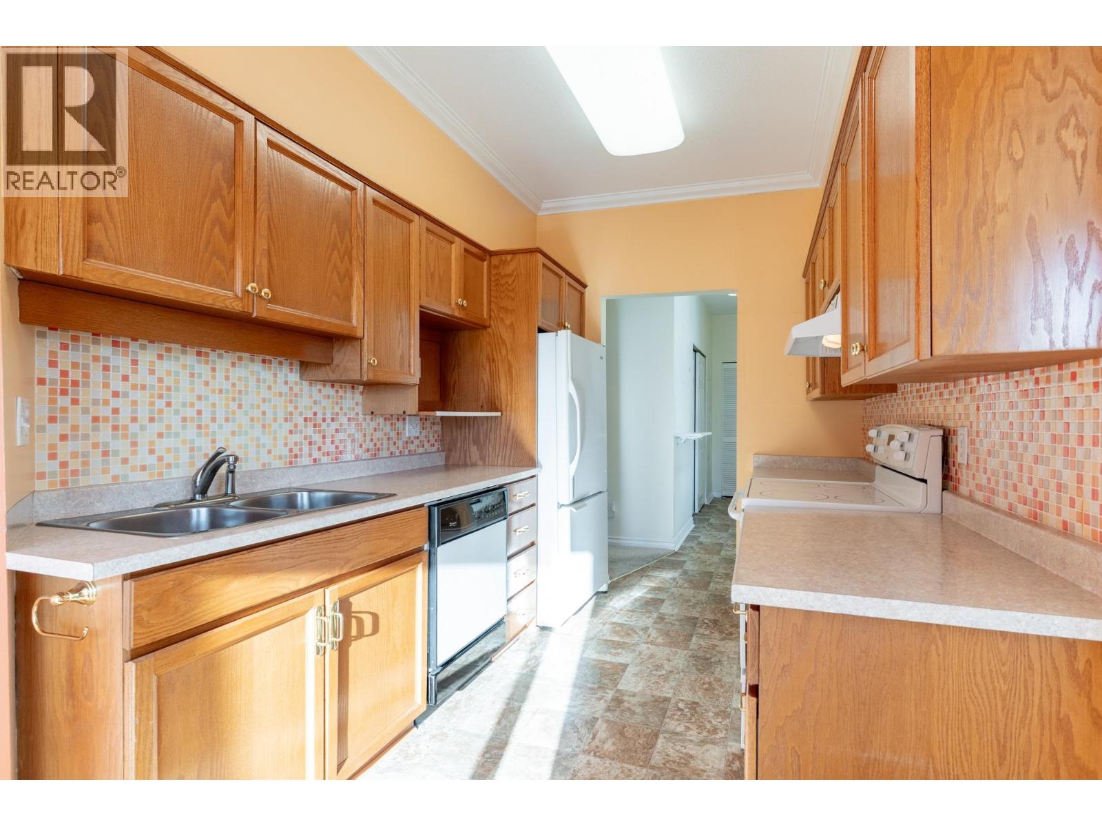 401 25 Richmond Street, New Westminster, British Columbia V3L 5P9 - Photo 13 - R3072211