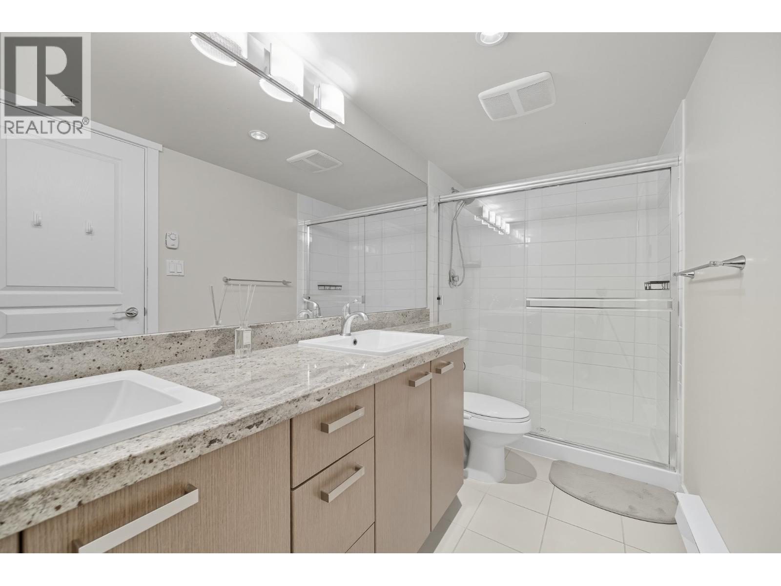 221 9500 Odlin Road, Richmond, British Columbia V6X 0H5 - Photo 9 - R3072227