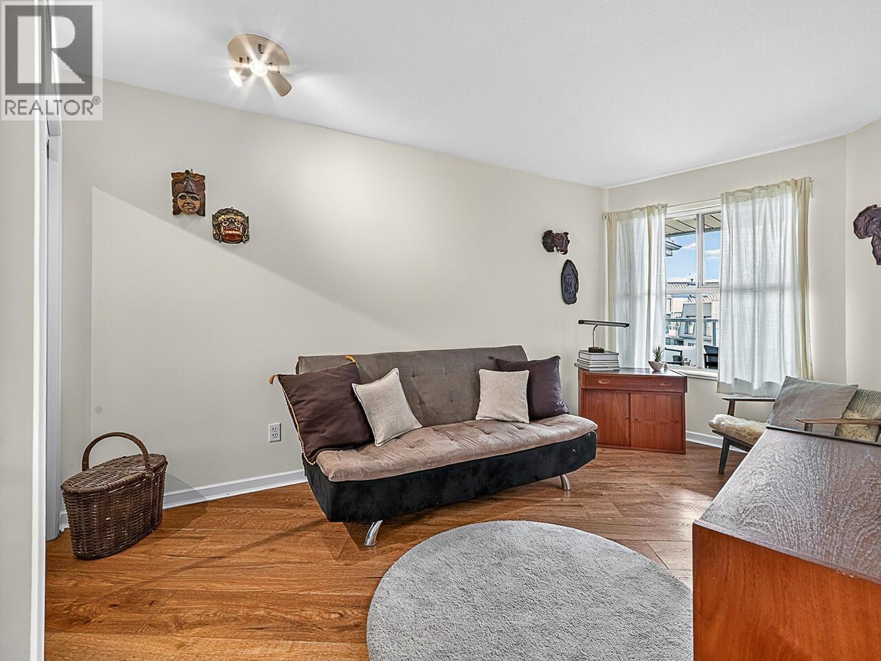 402 68 Richmond Street, New Westminster, British Columbia  V3L 5S2 - Photo 10 - R3072228