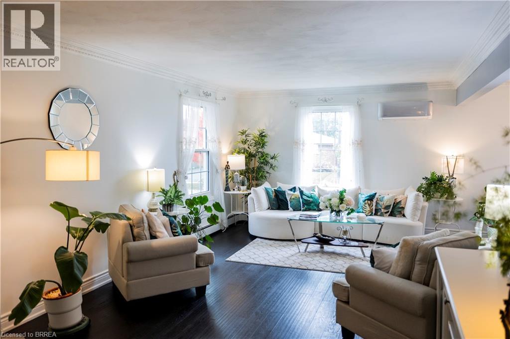 18 Old Farm Road, Brantford, Ontario N3R 6P5 - Photo 6 - 40780407