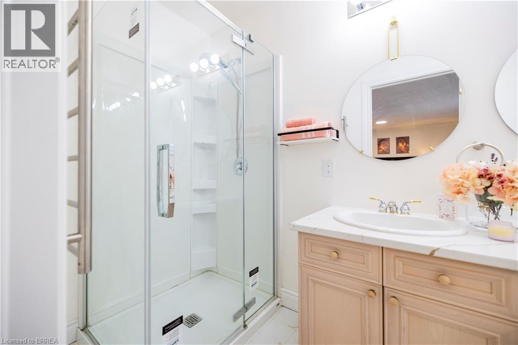 18 Old Farm Road, Brantford, Ontario N3R 6P5 - Photo 17 - 40780407