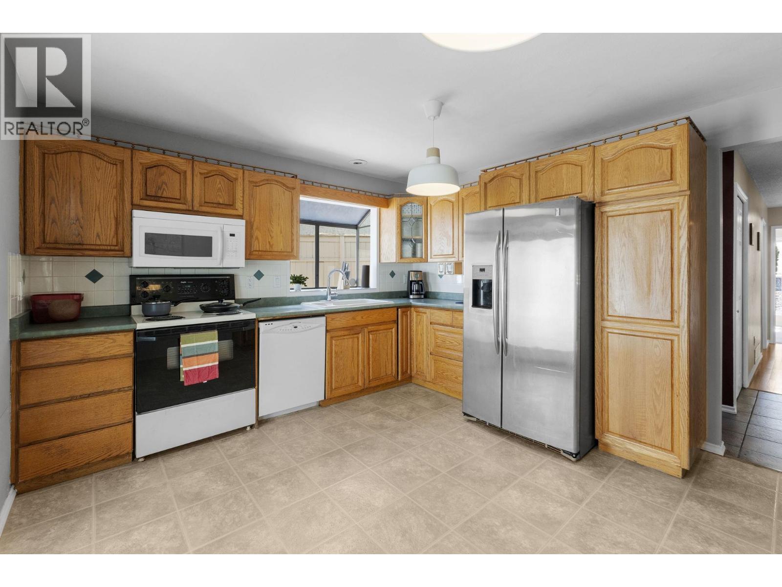 171 Edward Crescent, Port Moody, British Columbia V3H 3J8 - Photo 6 - R3072245