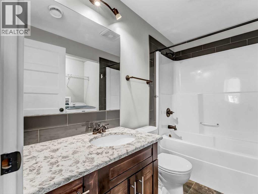 24 Upland Place W, Brooks, Alberta  T1R 1M9 - Photo 35 - A2273361