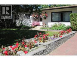 9926 85 Avenue Highland Park