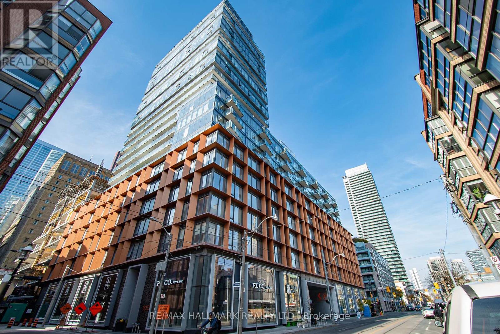 513 - 60 COLBORNE AVENUE, Toronto, Ontario