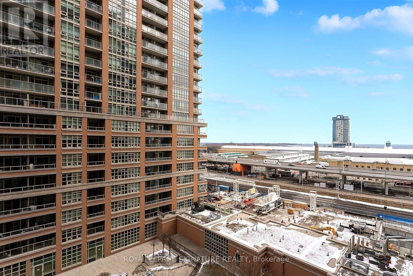 911 - 85 East Liberty Street, Toronto, Ontario  M6K 3R4 - Photo 30 - C12602380