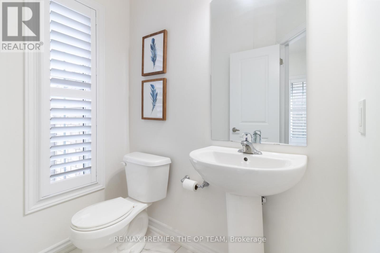 1941 Don White Court, Oshawa, Ontario L1K 1A1 - Photo 10 - E12602324