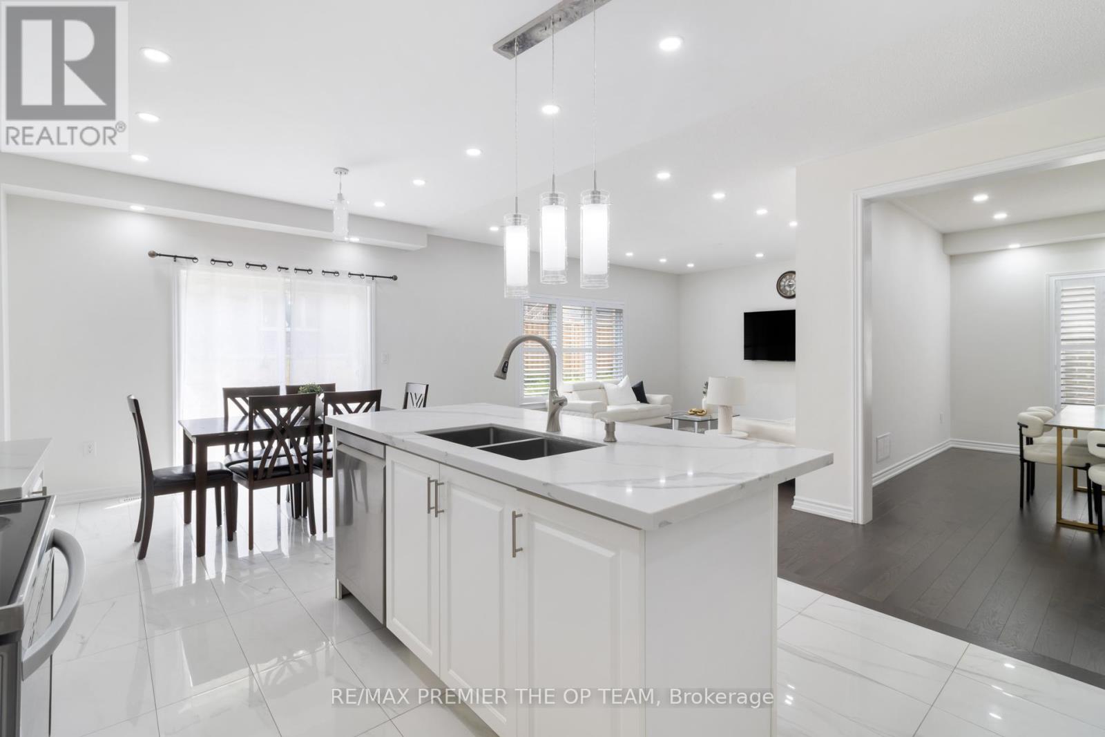 1941 Don White Court, Oshawa, Ontario L1K 1A1 - Photo 19 - E12602324