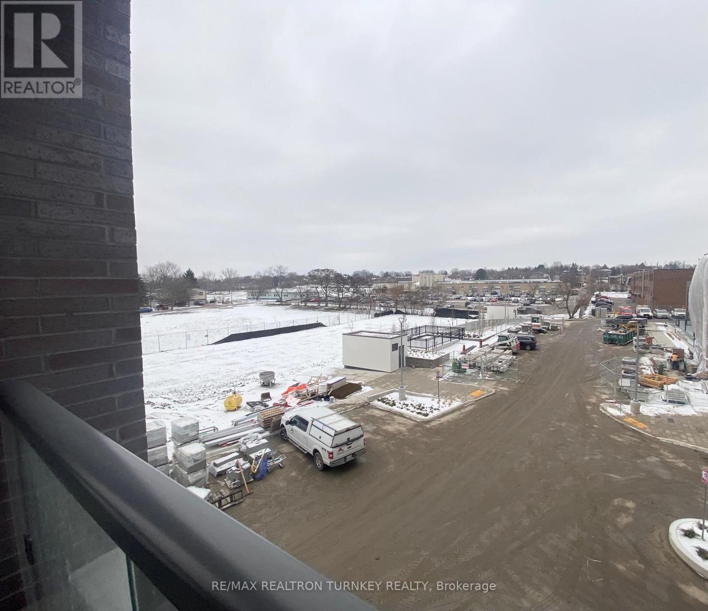 305 - 705 Davis Drive, Newmarket, Ontario  L3Y 0J1 - Photo 12 - N12602288